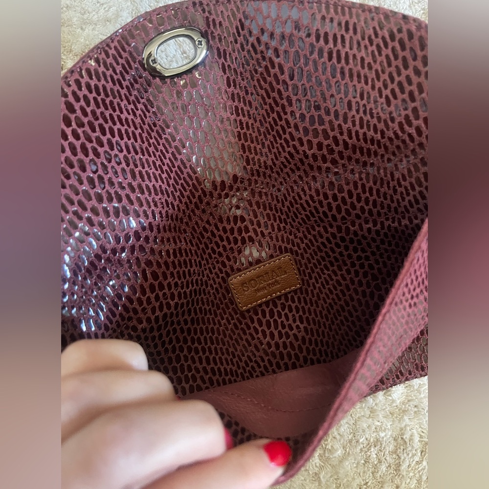 Sorial New York Burgundy Clutch NEW WITH TAGS - Picture 3 of 7
